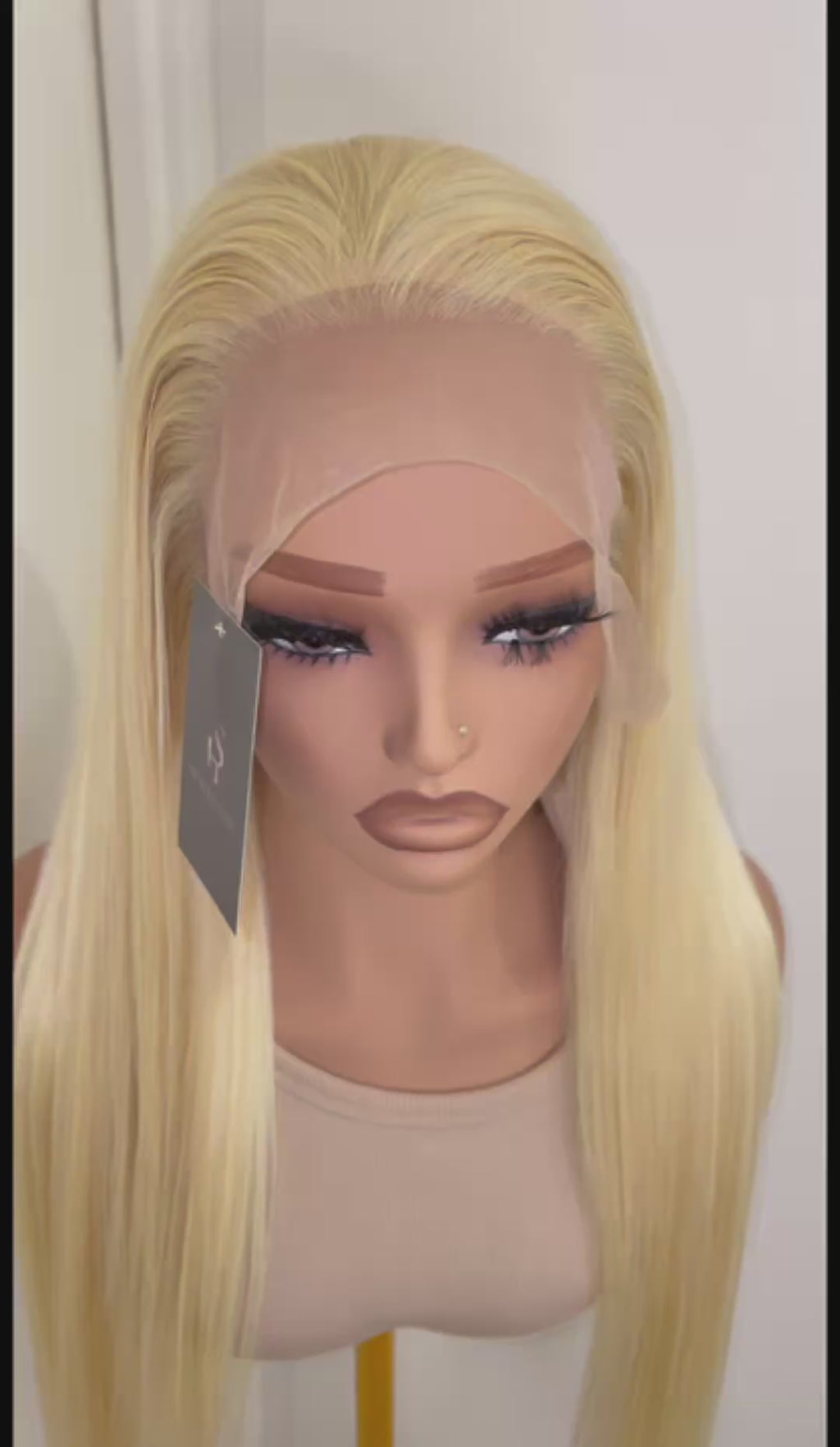 ICONIC – Perruque Blonde 13x4 Lace Transparente – Cheveux Humains Malaisiens – Densité 250%